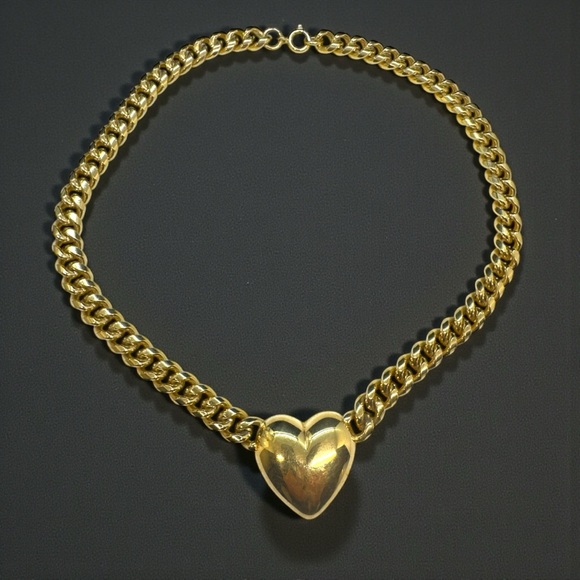 Vintage Chunky Gold Tone Curb Chain & Heart Necklace - Picture 7 of 10